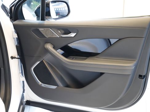 New 2024 Jaguar I-PACE R-Dynamic HSE image 7