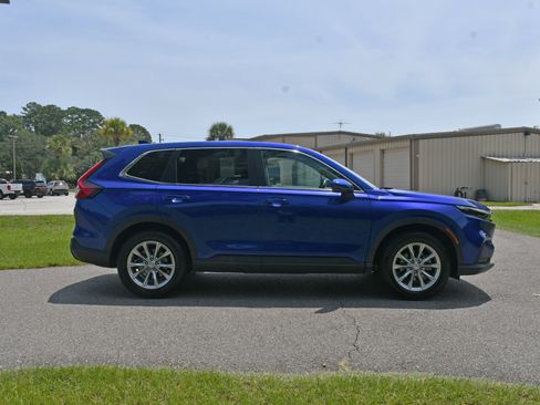 Used 2023 Honda CR-V EX image 5