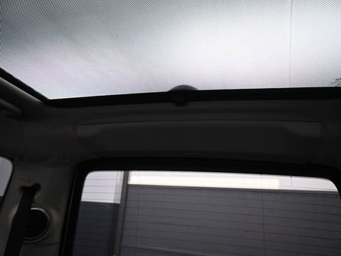 Used 2015 Land Rover LR4 HSE LUX image 14