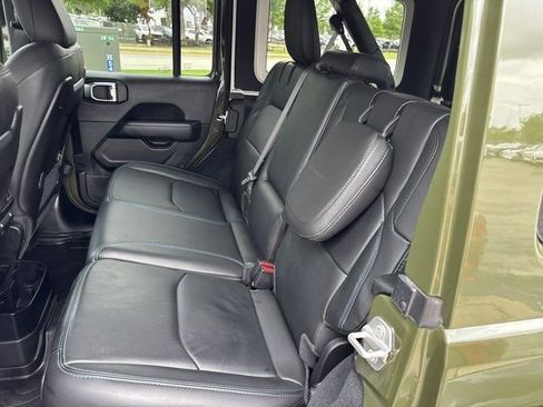 Used 2024 Jeep Wrangler Unlimited Rubicon 4xe AWD/4WD image 23