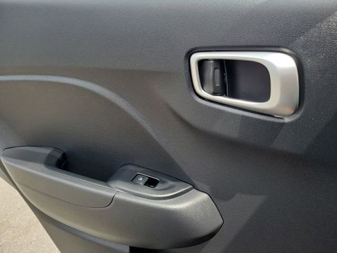 Certified 2026 Hyundai Venue SE FWD image 19