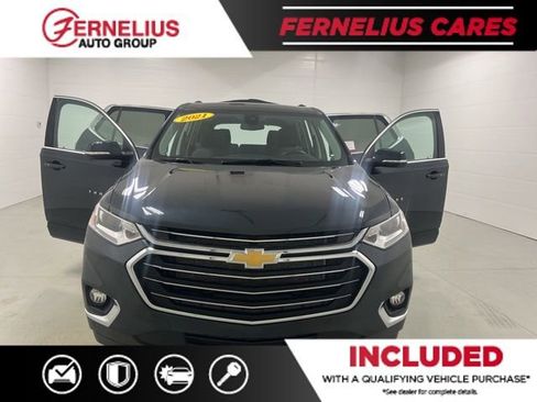 Used 2021 Chevrolet Traverse LT image 11
