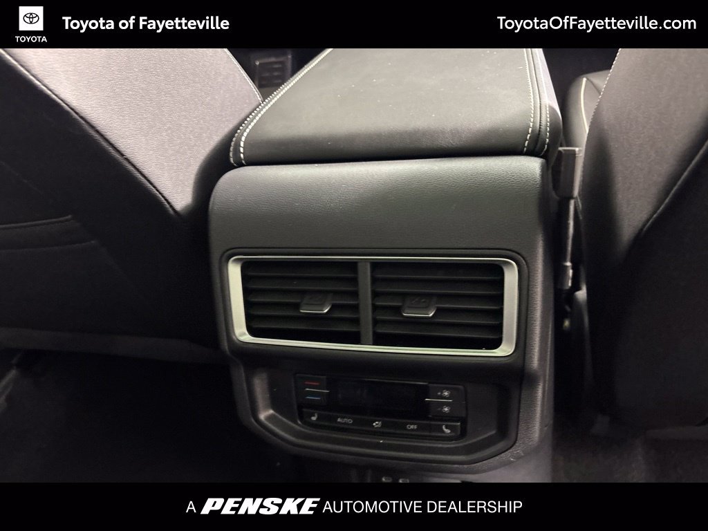 Used 2025 Volkswagen Atlas SEL Premium R-Line AWD/4WD image 10