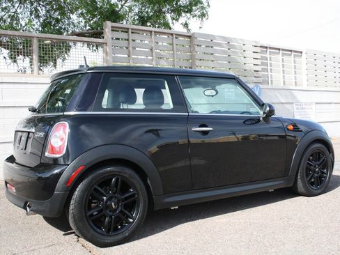 Used 2012 MINI Cooper Hardtop image 3