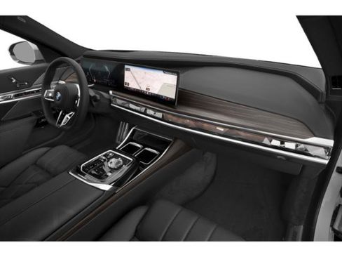 Certified 2024 BMW 760i xDrive w/ Premium Package 2 AWD/4WD image 18