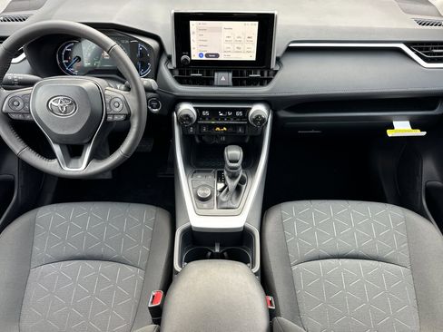 New 2025 Toyota RAV4 XLE w/ Convenience Package image 11