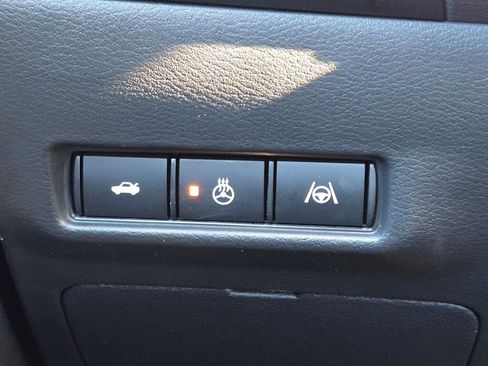 New 2026 Nissan Sentra SR w/ SR Premium Package FWD image 23