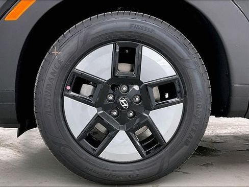 Used 2026 Hyundai Santa Fe SE AWD/4WD image 12