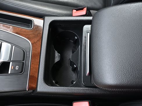 Used 2019 Audi Q5 2.0T Premium Plus image 22