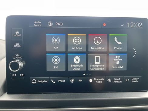 Used 2025 Honda Pilot Touring image 24