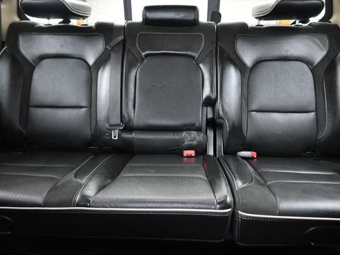 Used 2020 RAM 1500 Laramie image 34