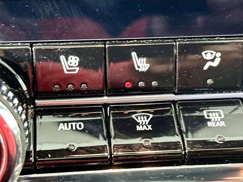 Used 2023 GMC Canyon Denali image 22