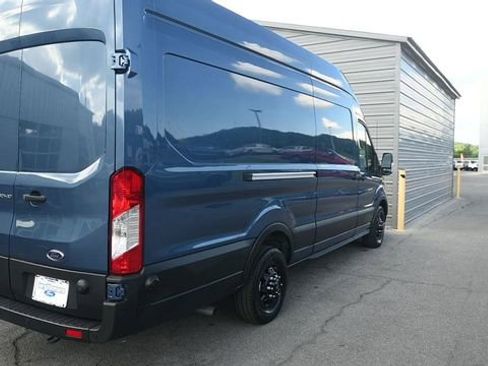 Certified 2025 Ford Transit 350 148 High Roof Extended AWD w/ Interior Upgrade Package image 10