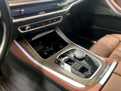 Used 2024 BMW X5 xDrive40i w/ M Sport Package image 21