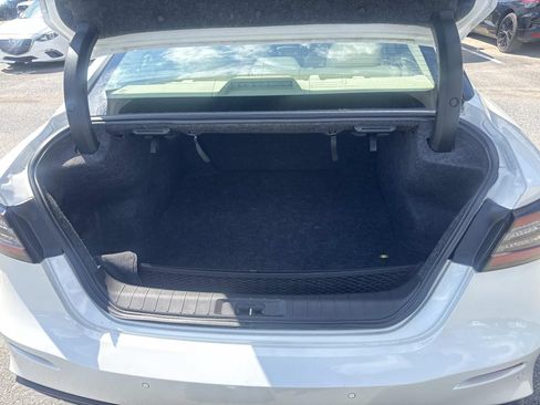 Used 2023 Nissan Maxima Platinum w/ Sport Mat Group FWD image 8
