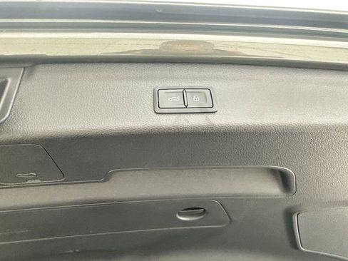 Used 2024 Audi Q3 2.0T Premium Plus w/ Premium Plus Package image 86