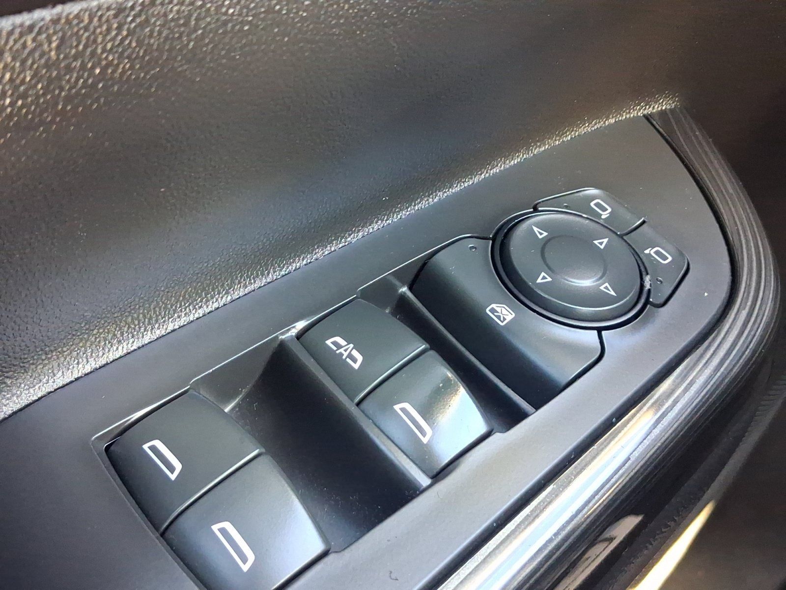 Used 2019 GMC Acadia SLT AWD/4WD image 13