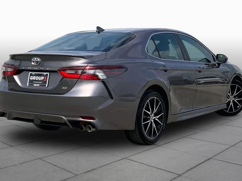 Used 2024 Toyota Camry SE FWD image 13