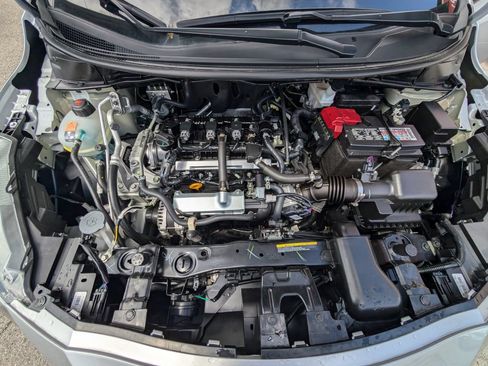 Used 2025 Nissan Versa SR w/ Trunk Package FWD image 10