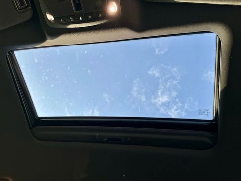 Used 2021 Nissan Armada Platinum w/ Captain's Chairs Package image 37