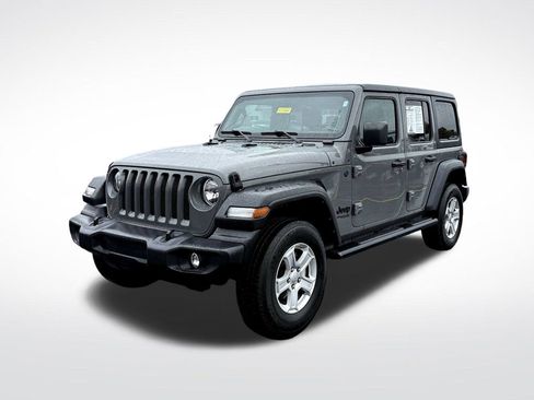 Used 2022 Jeep Wrangler Unlimited Sport image 3