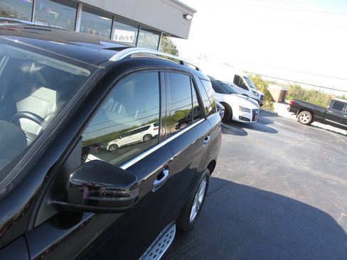 Used 2015 Mercedes-Benz ML 350 4MATIC image 31
