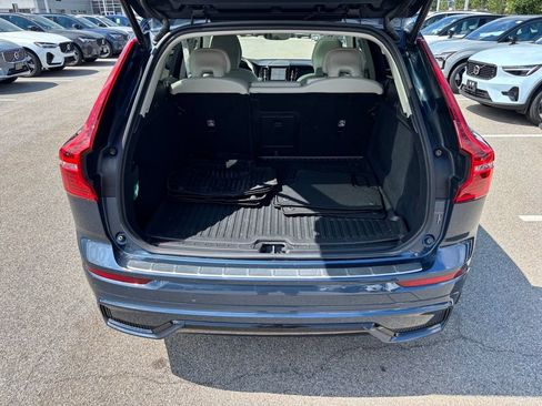 Certified 2025 Volvo XC60 B5 Core w/ Protection Package Premier AWD/4WD image 23
