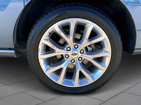 Used 2018 Ford Expedition Max Limited w/ Equipment Group 302A image 10