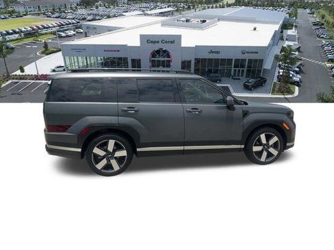 Used 2024 Hyundai Santa Fe Limited FWD image 12