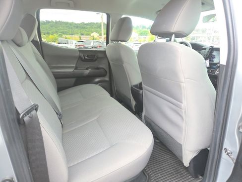 Used 2022 Toyota Tacoma SR image 20