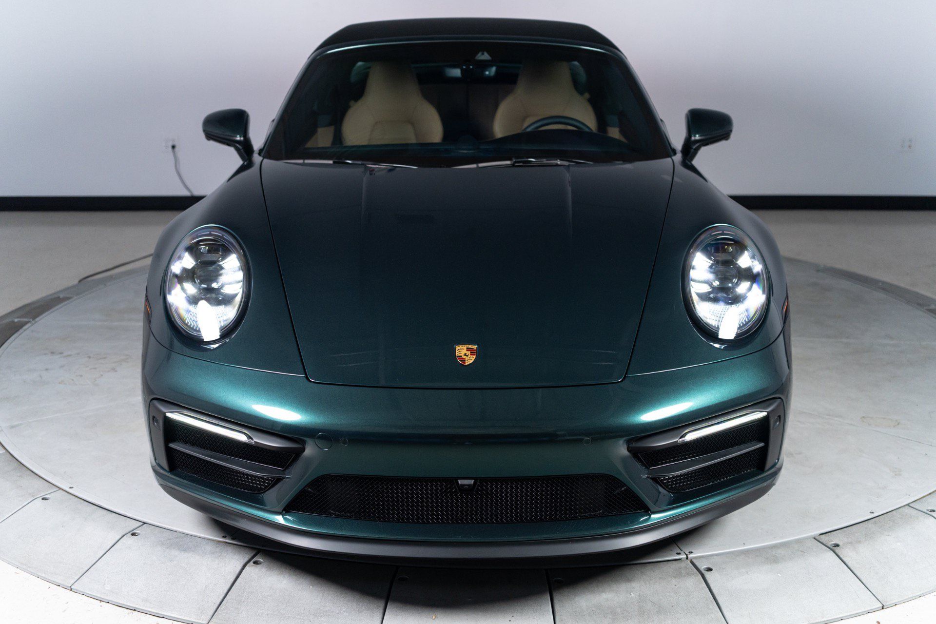 Used 2024 Porsche 911 Targa 4 GTS AWD/4WD image 15