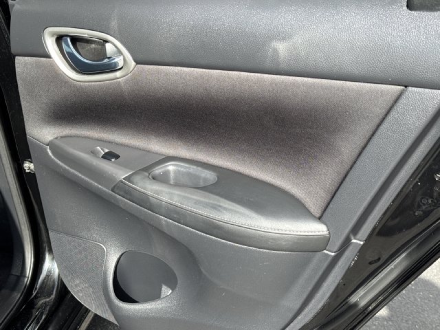 Used 2019 Nissan Sentra SV w/ Special Edition Package FWD image 21