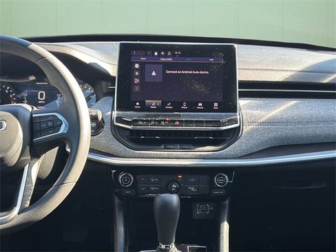 Certified 2024 Jeep Compass Sport image 22