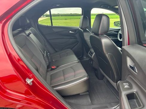 Used 2024 Chevrolet Equinox RS FWD image 19