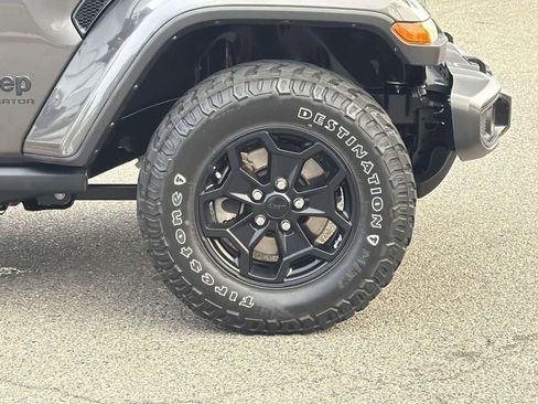 Used 2022 Jeep Gladiator Sport image 35