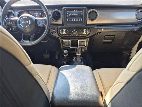 Used 2022 Jeep Wrangler Unlimited Sport AWD/4WD image 18