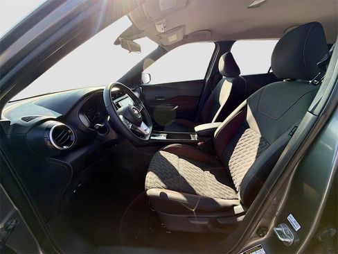 Used 2021 Nissan Kicks SR w/ Exterior Package image 21