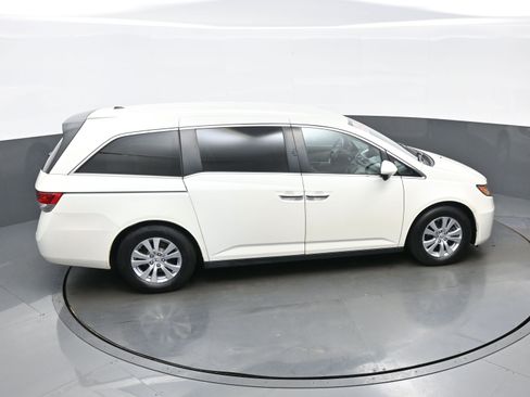 Used 2016 Honda Odyssey SE image 43