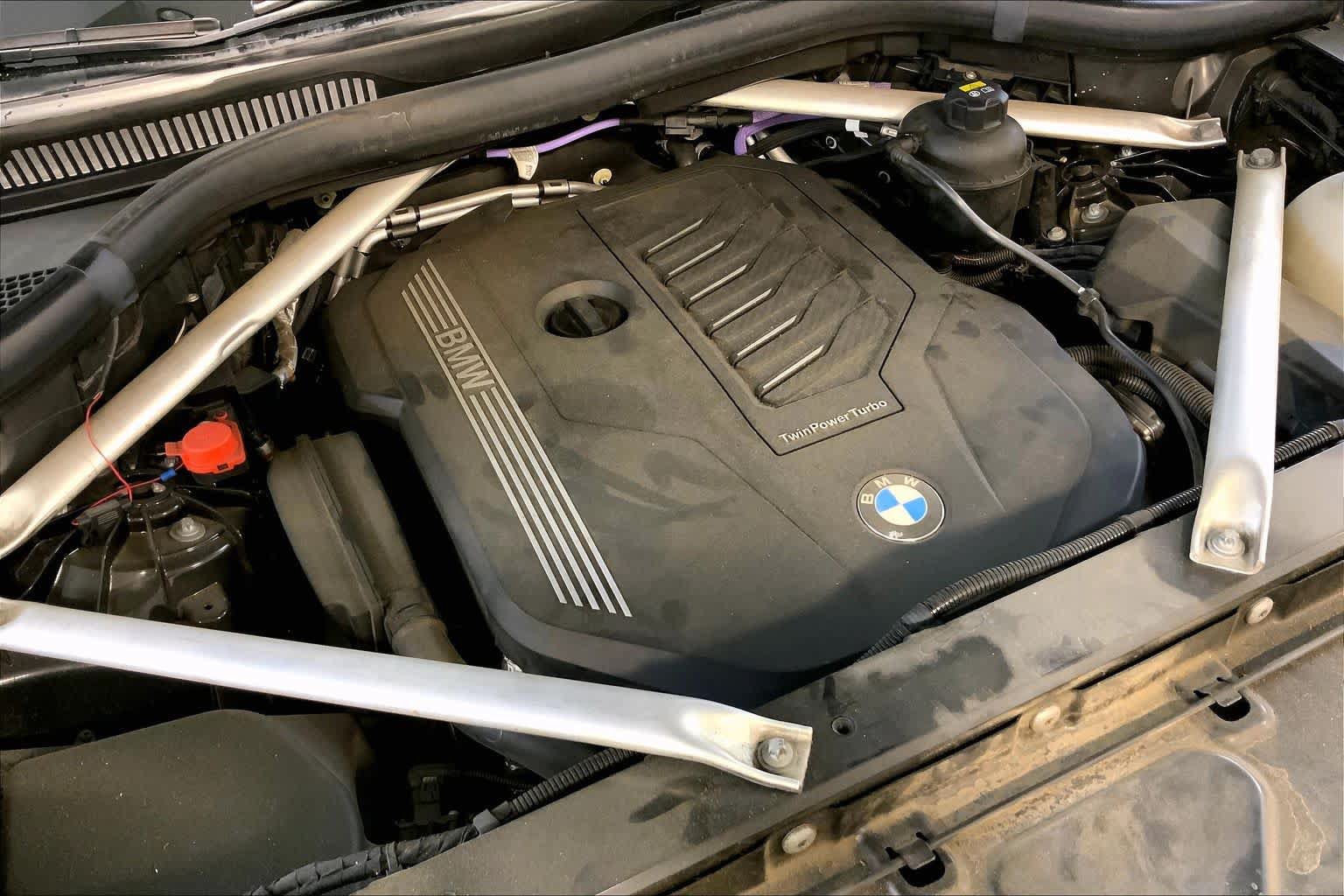 Used 2021 BMW X5 xDrive40i AWD/4WD image 31
