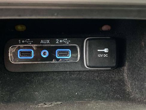 Used 2020 Jeep Grand Cherokee Limited image 15