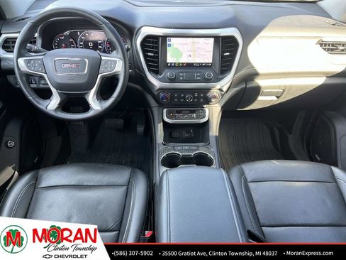 Certified 2023 GMC Acadia SLT w/ Technology Package image 15
