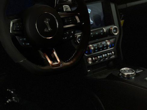 Used 2021 Ford Mustang Shelby GT500 w/ Technology Package image 33