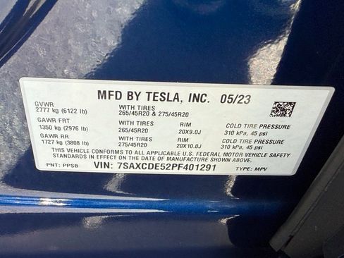 Used 2023 Tesla Model X image 40