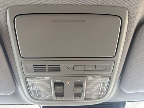 Used 2017 Honda CR-V EX-L image 12