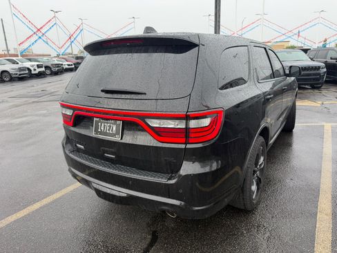 Used 2021 Dodge Durango R/T w/ Blacktop Package AWD/4WD image 4