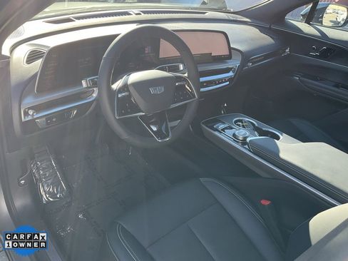 Used 2024 Cadillac Lyriq Sport image 6