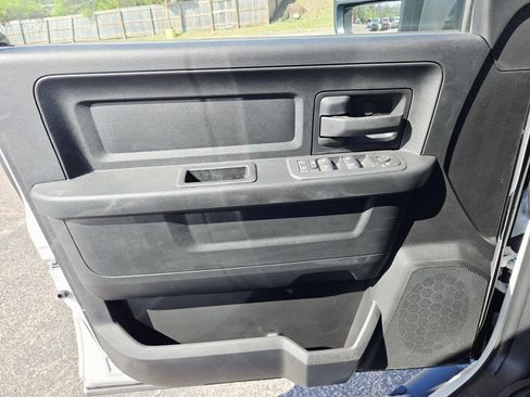 New 2026 RAM 3500 Tradesman AWD/4WD image 30