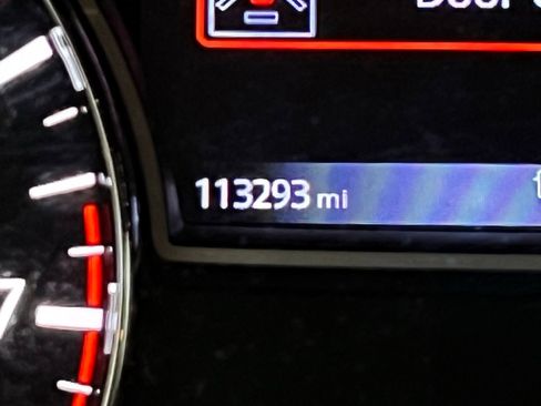 Used 2016 Nissan Pathfinder SL w/ SL Tech Package image 11