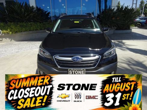 Used 2022 Subaru Outback Premium AWD/4WD image 2