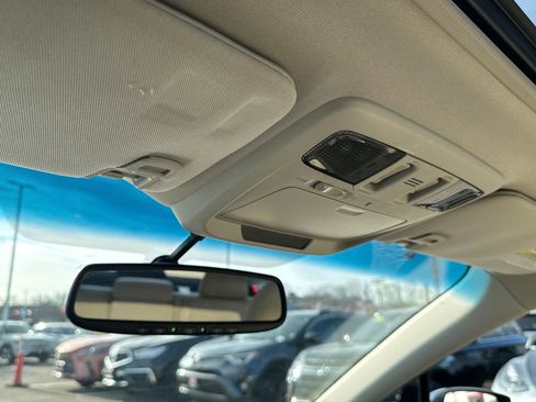 Used 2015 Subaru Legacy 2.5i Premium w/ Moonroof Package image 29